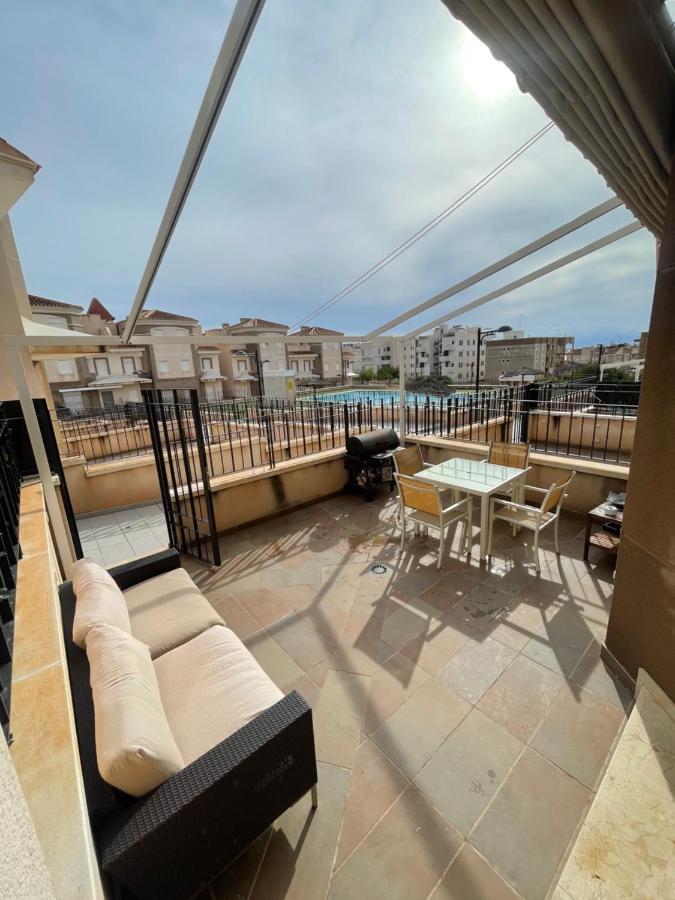הוילה סנטה פולה Adosado Obra Nueva Residencial De Lujo מראה חיצוני תמונה